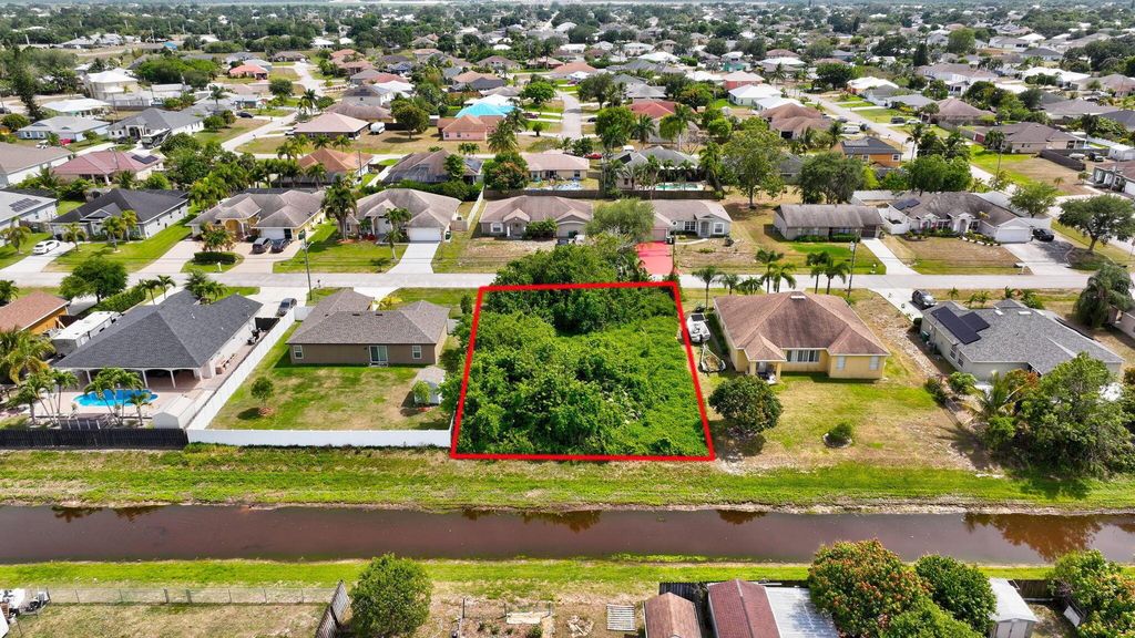 373 SW Millard Drive, Port St Lucie, FL 34953