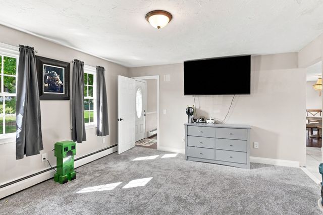 6 Westview Drive, Sutton, MA 01590