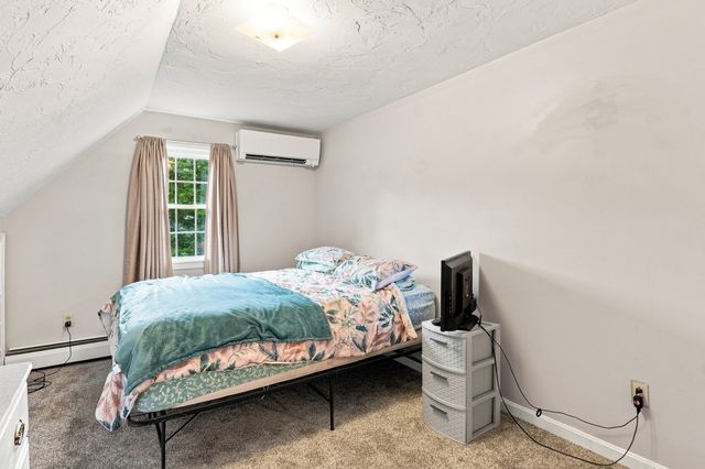 6 Westview Drive, Sutton, MA 01590