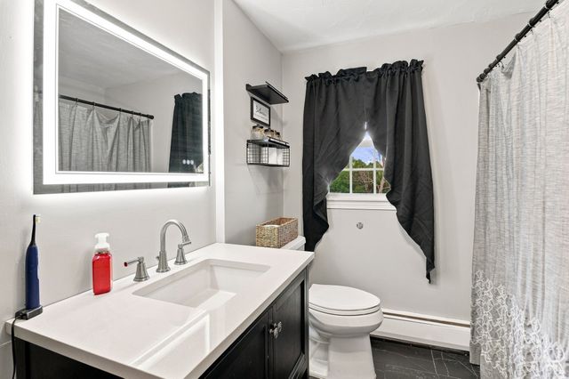 6 Westview Drive, Sutton, MA 01590