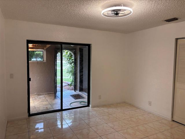 12761 Westhampton Circle, Wellington, FL 33414