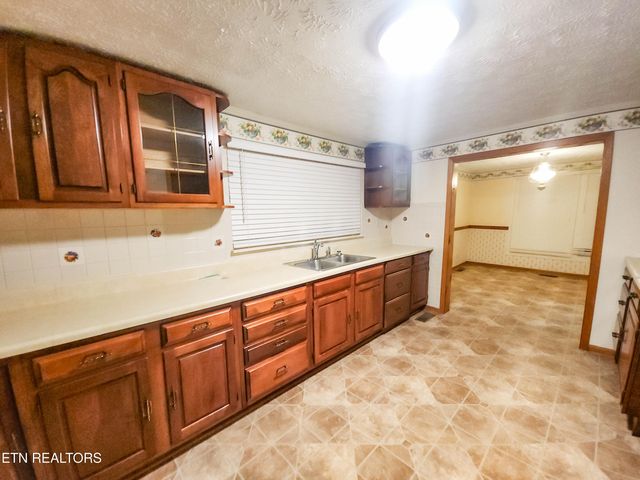 397 Circle Drive, Maynardville, TN 37807