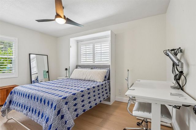 3525 W PAUL AVENUE, Tampa, FL 33611