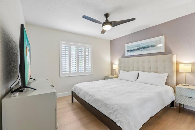 3525 W PAUL AVENUE, Tampa, FL 33611
