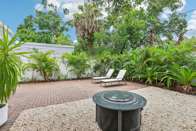 3525 W PAUL AVENUE, Tampa, FL 33611