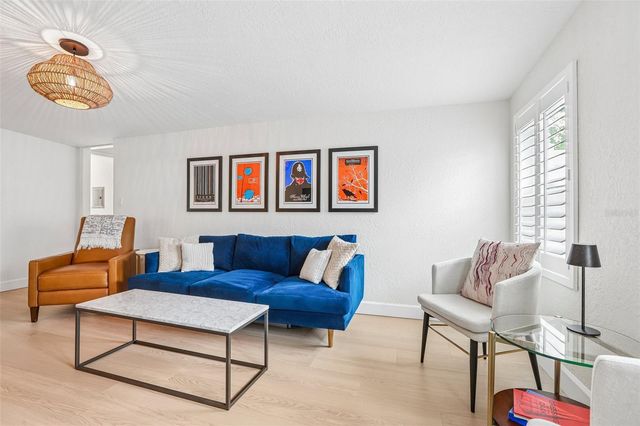 3525 W PAUL AVENUE, Tampa, FL 33611