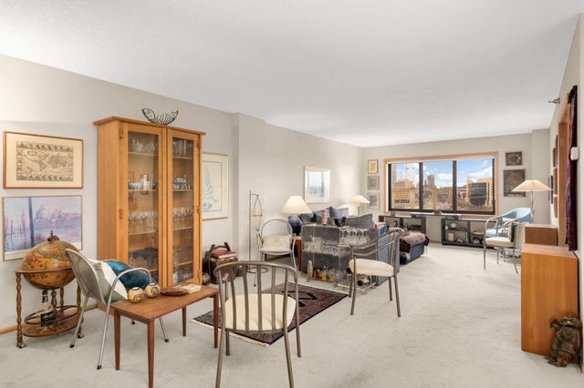 110 1st Avenue NE F806, Minneapolis, MN 55413