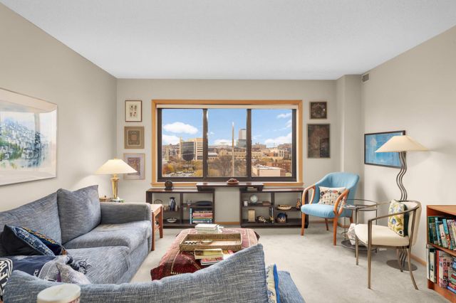 110 1st Avenue NE F806, Minneapolis, MN 55413