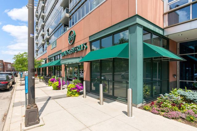 110 1st Avenue NE F806, Minneapolis, MN 55413