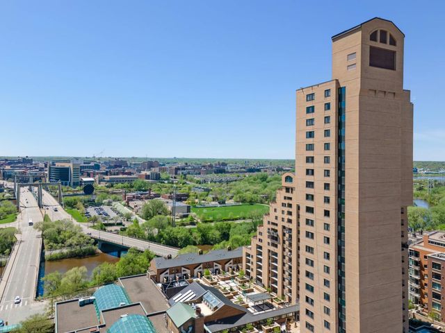 110 1st Avenue NE F806, Minneapolis, MN 55413