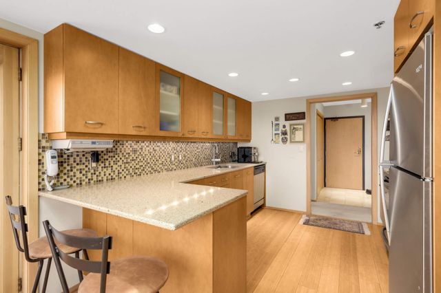 110 1st Avenue NE F806, Minneapolis, MN 55413