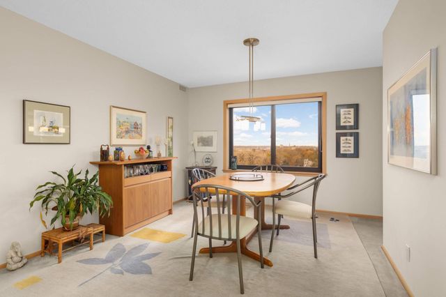 110 1st Avenue NE F806, Minneapolis, MN 55413