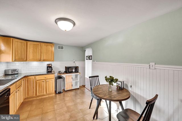 860 HESS RD, York, PA 17404