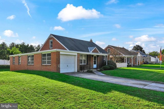 860 HESS RD, York, PA 17404