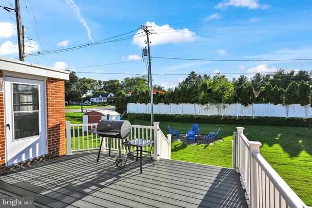 860 HESS RD, York, PA 17404