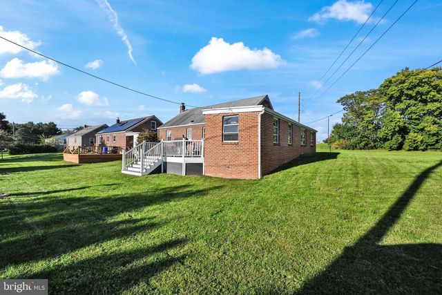 860 HESS RD, York, PA 17404