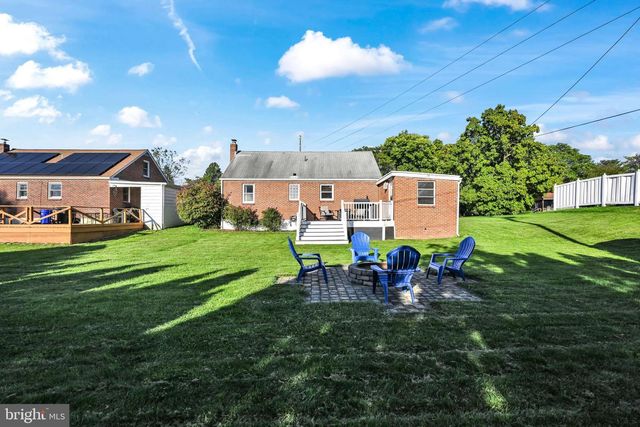 860 HESS RD, York, PA 17404