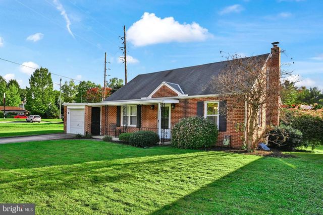 860 HESS RD, York, PA 17404