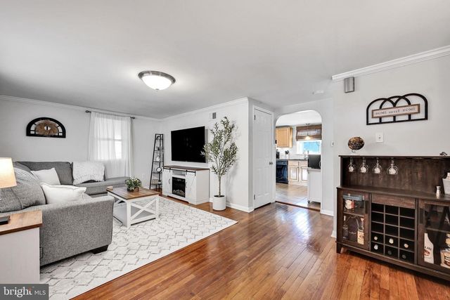 860 HESS RD, York, PA 17404