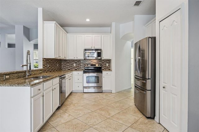 111 BISMARK COURT, Ocoee, FL 34761