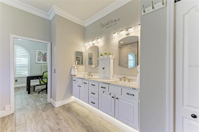 270 PETREL TRAIL, Bradenton, FL 34212