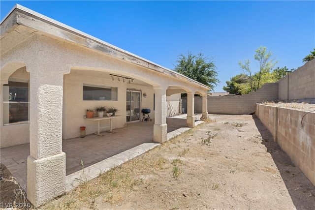2215 Allegiance Drive, North Las Vegas, NV 89032