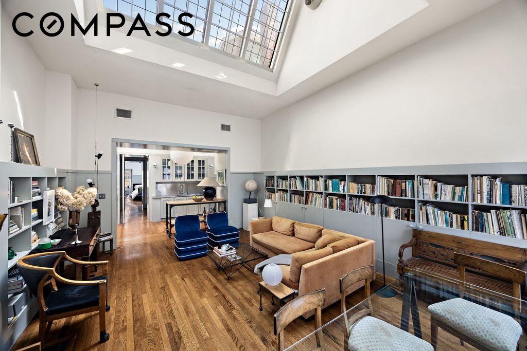 31 W 9th Street, New York City, NY 10011