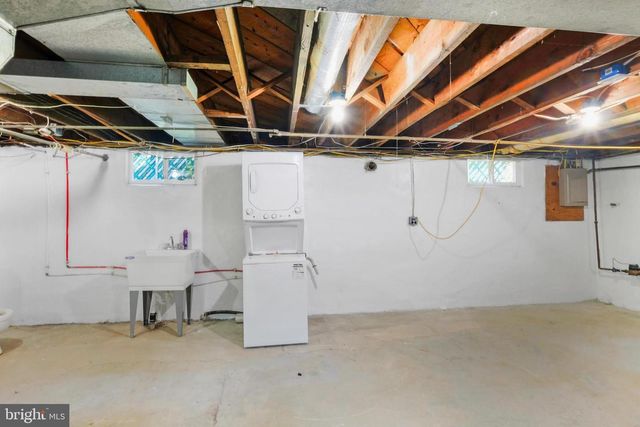 311 MINQUADALE BLVD, New Castle, DE 19720