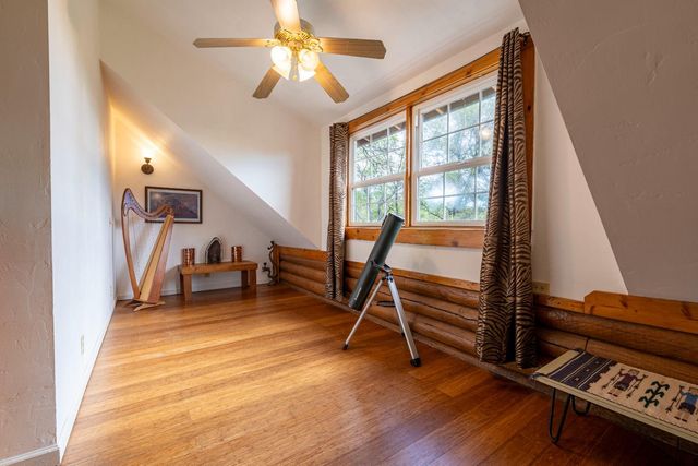 16100 Barbara Ct, Grass Valley, CA 95949