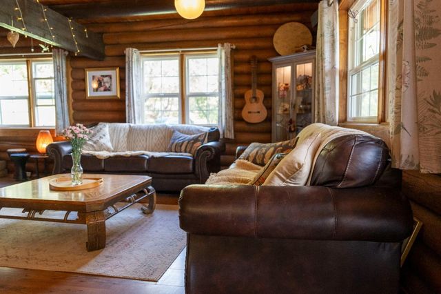 16100 Barbara Ct, Grass Valley, CA 95949