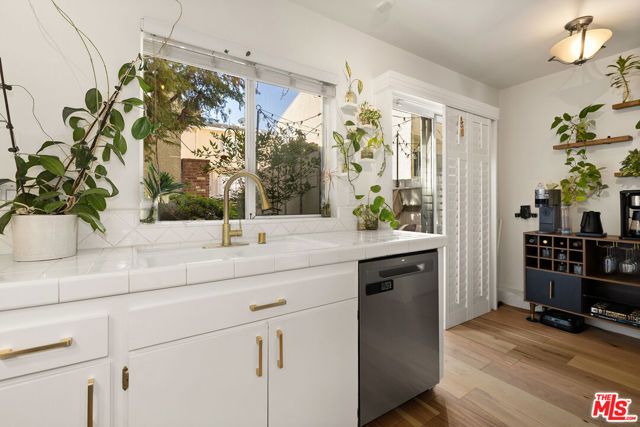 4558 Willis Avenue 123, Los Angeles, CA 91403