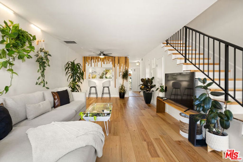 4558 Willis Avenue 123, Los Angeles, CA 91403