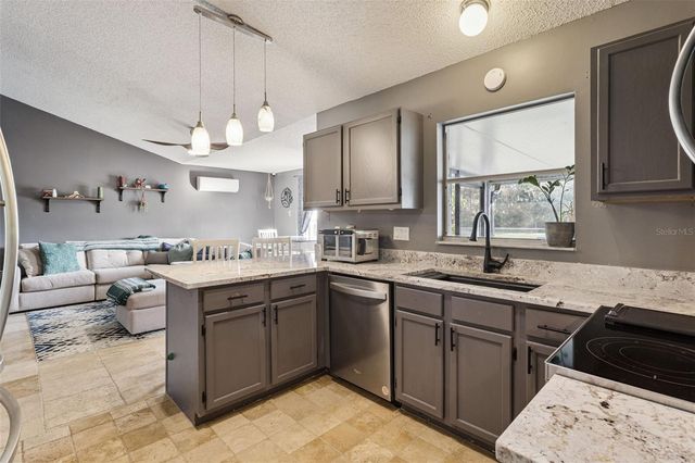 1913 EXCALIBUR DRIVE, Orlando, FL 32822