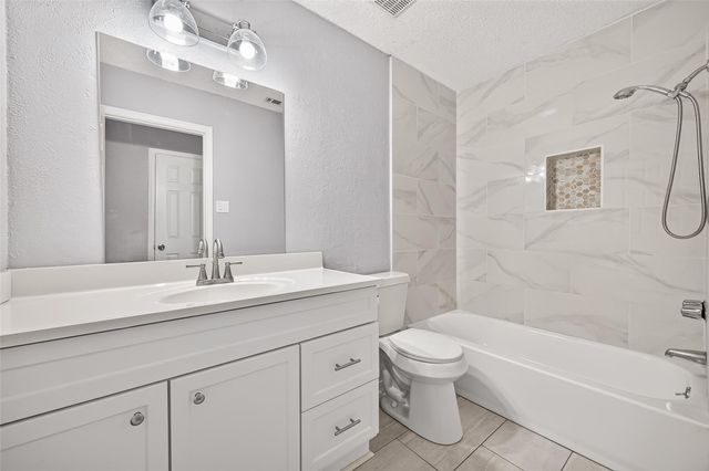 11643 Twinridge Lane, Houston, TX 77099