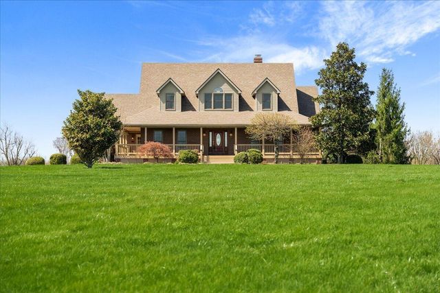 3701 Hidden Lake Lane, Lexington, KY 40516