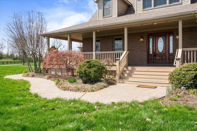 3701 Hidden Lake Lane, Lexington, KY 40516