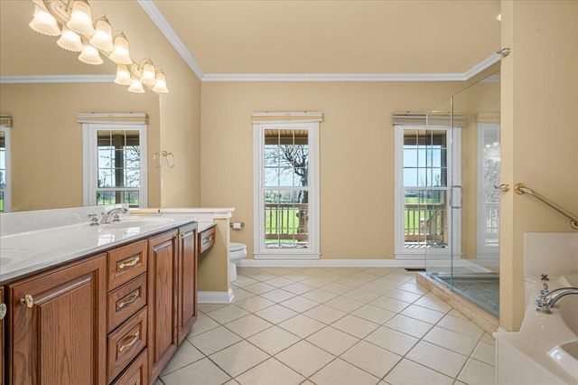 3701 Hidden Lake Lane, Lexington, KY 40516