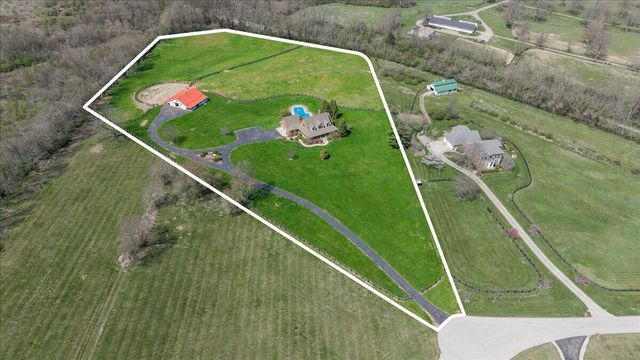 3701 Hidden Lake Lane, Lexington, KY 40516