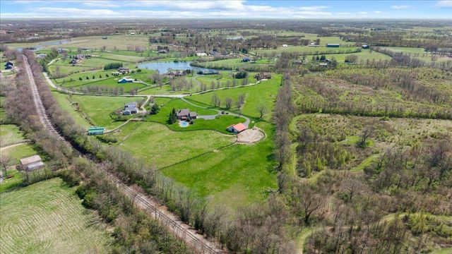 3701 Hidden Lake Lane, Lexington, KY 40516