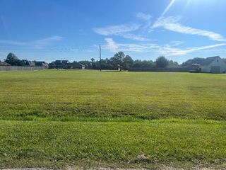 11 Tremont Street, Cove, TX 77520