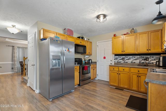 717 Lenoir Drive, Spring Lake, NC 28390
