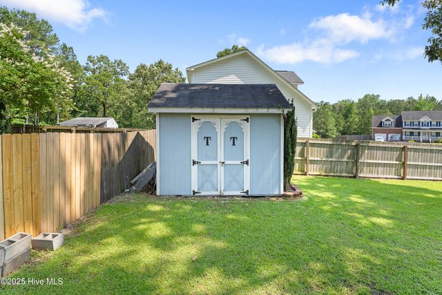 717 Lenoir Drive, Spring Lake, NC 28390