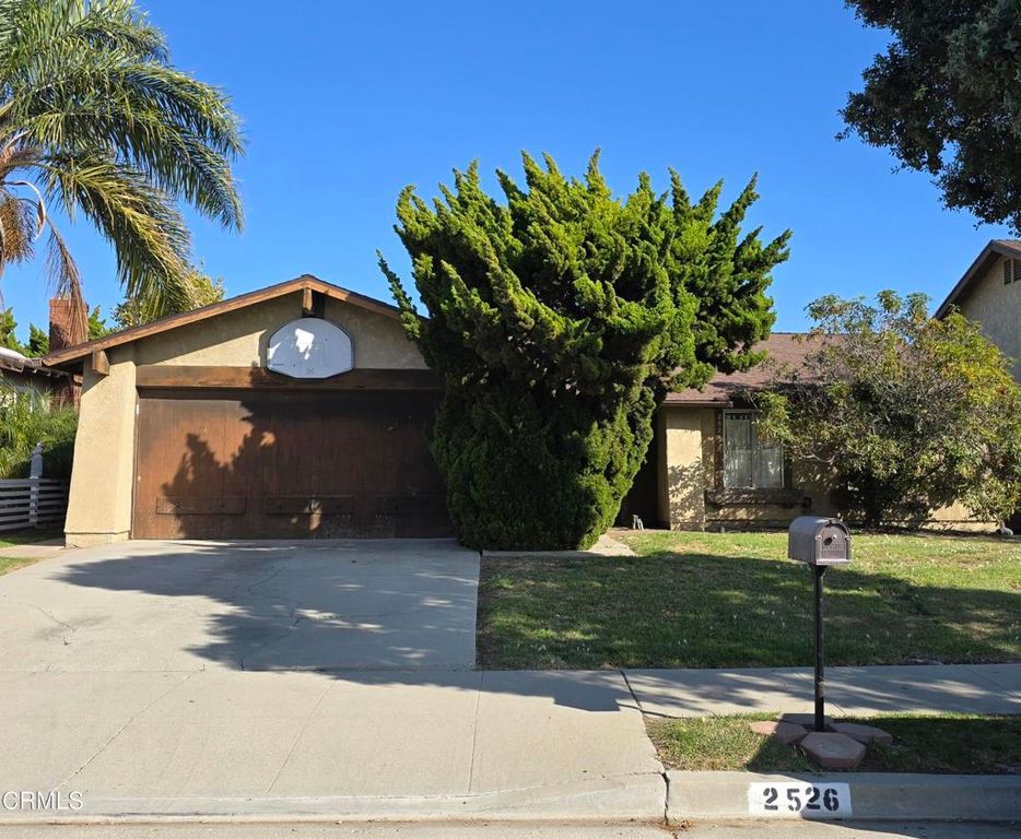 2526 Waxwing Avenue, Ventura, CA 93003