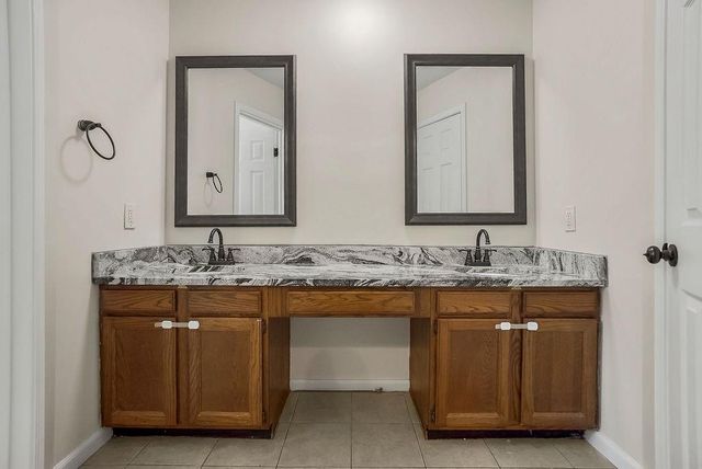 328 N Cherry Street, Gardner, KS 66030