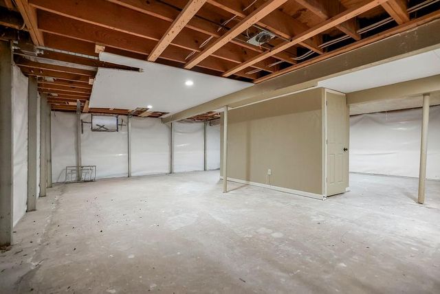 328 N Cherry Street, Gardner, KS 66030