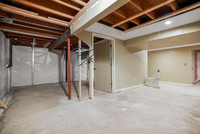 328 N Cherry Street, Gardner, KS 66030
