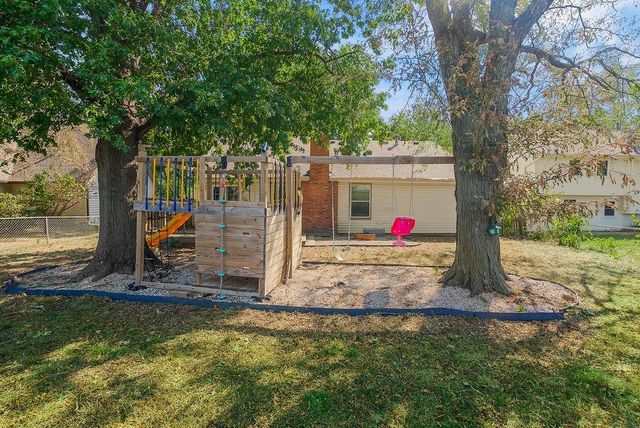 328 N Cherry Street, Gardner, KS 66030