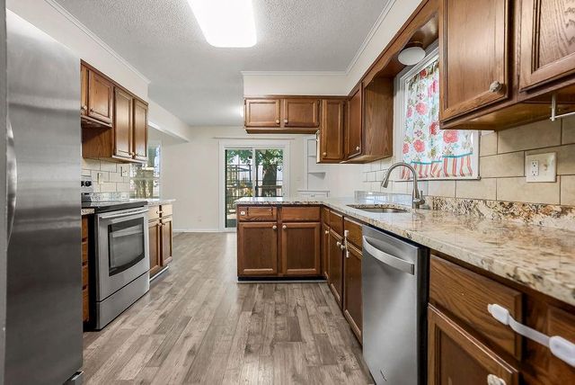 328 N Cherry Street, Gardner, KS 66030