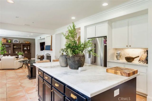 1261 Pamplona Drive, Riverside, CA 92508