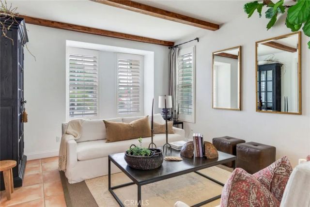 1261 Pamplona Drive, Riverside, CA 92508
